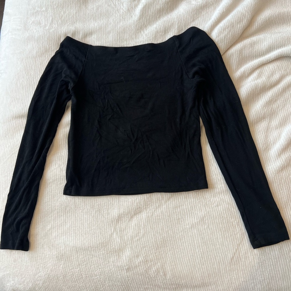 Women's Ribbed Black Off-Shoulder Long Sleeve Top